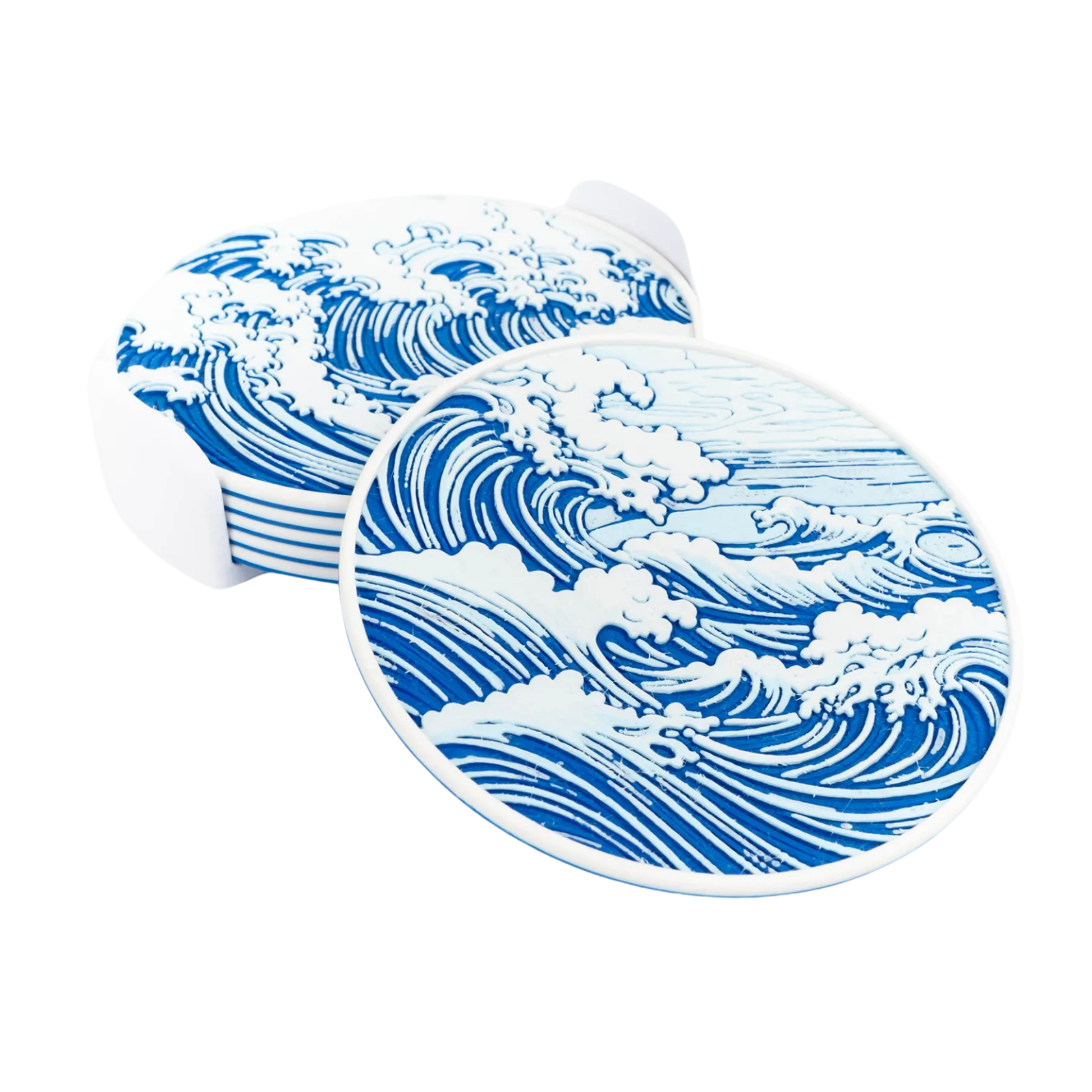 Pila de posavasos redondos con diseño de olas de mar japonesas, apilados en un soporte blanco, con un posavasos individual al frente.